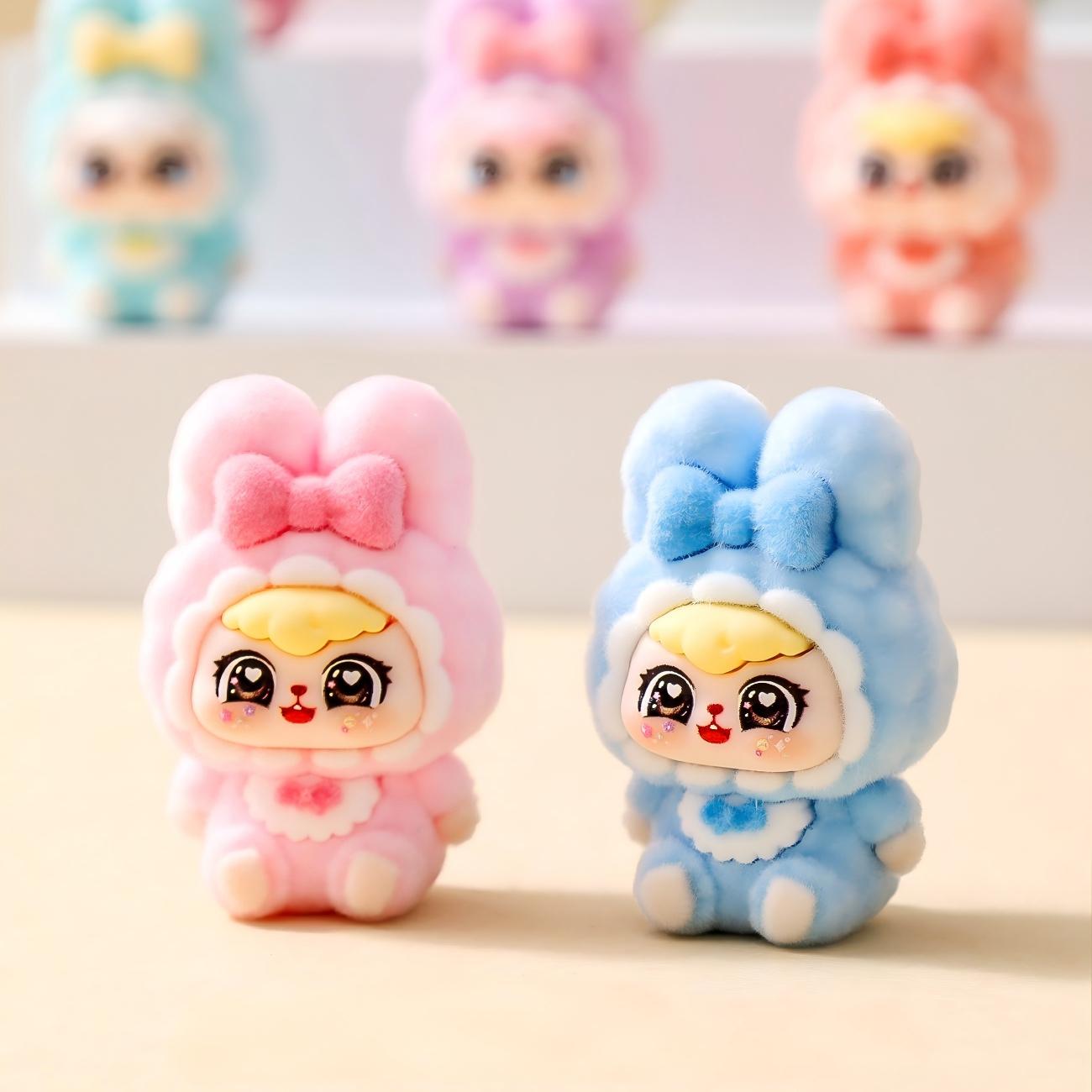 Cute Looking Mini Desktop Orna - Vinyl Figure Blank recensione e prezzo