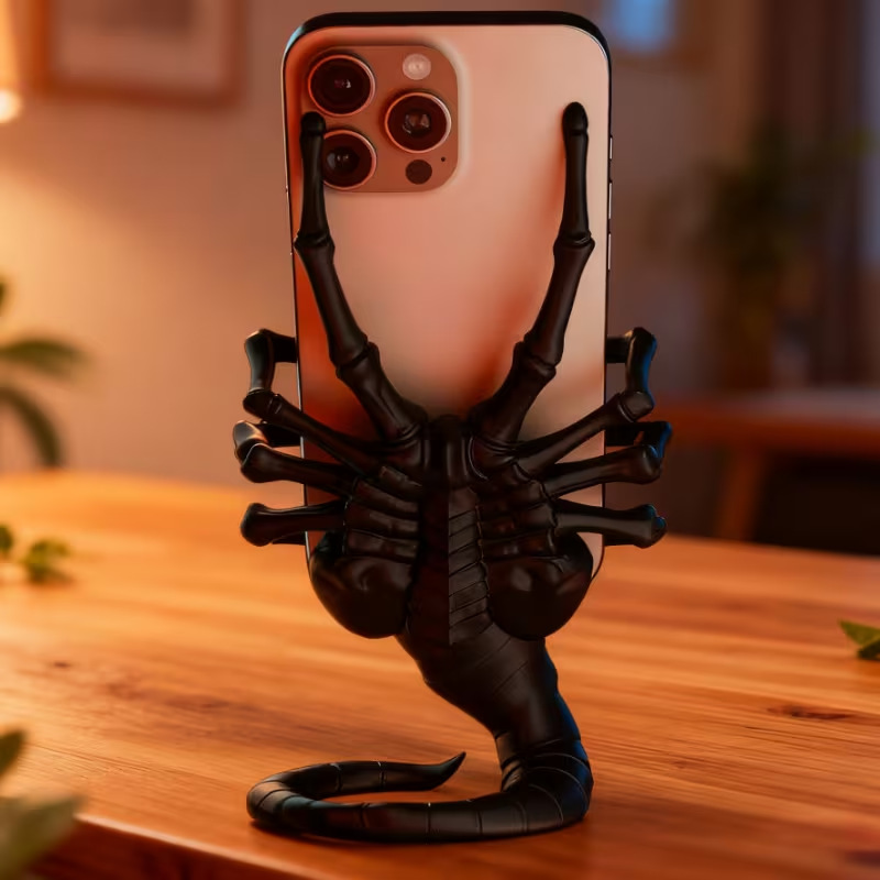 Creative Alien Facehugger Phon - Action Figure Stand recensione e prezzo