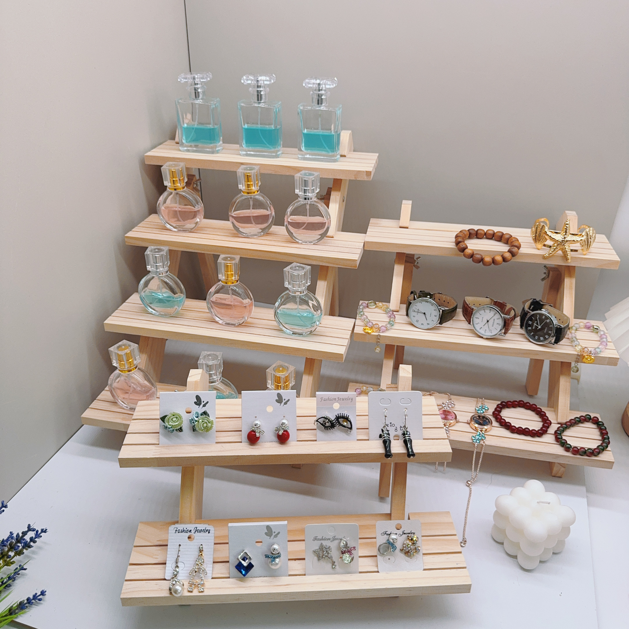 Ear Stud Holder Riser Multi-ti - Display Risers Set recensione e prezzo